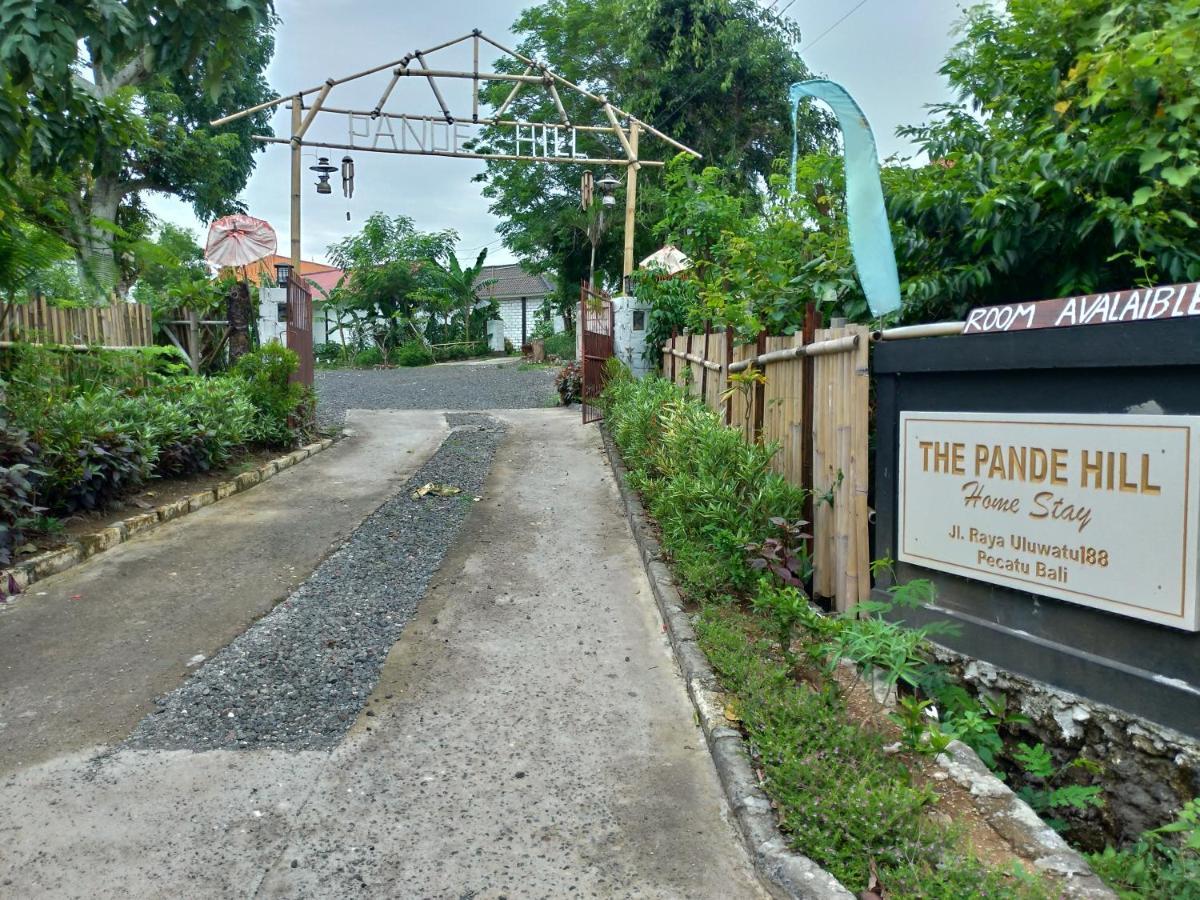 The Pande Hill Homestay Uluwatu Kültér fotó